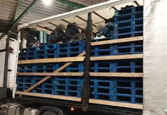 Taxi drivers among five arrested in people-smuggling crackdown
