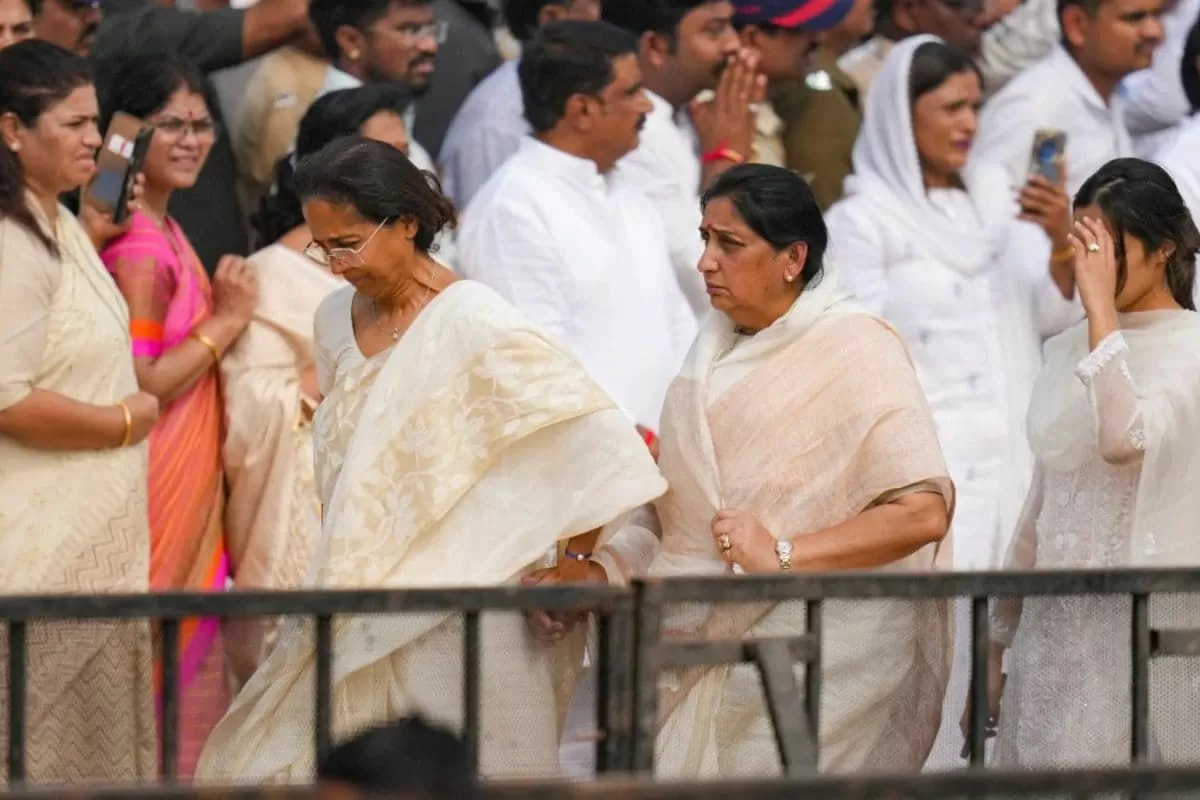 In Tragedy, Pawar Family Closes Ranks As Supriya Sule Stands By Sunetra