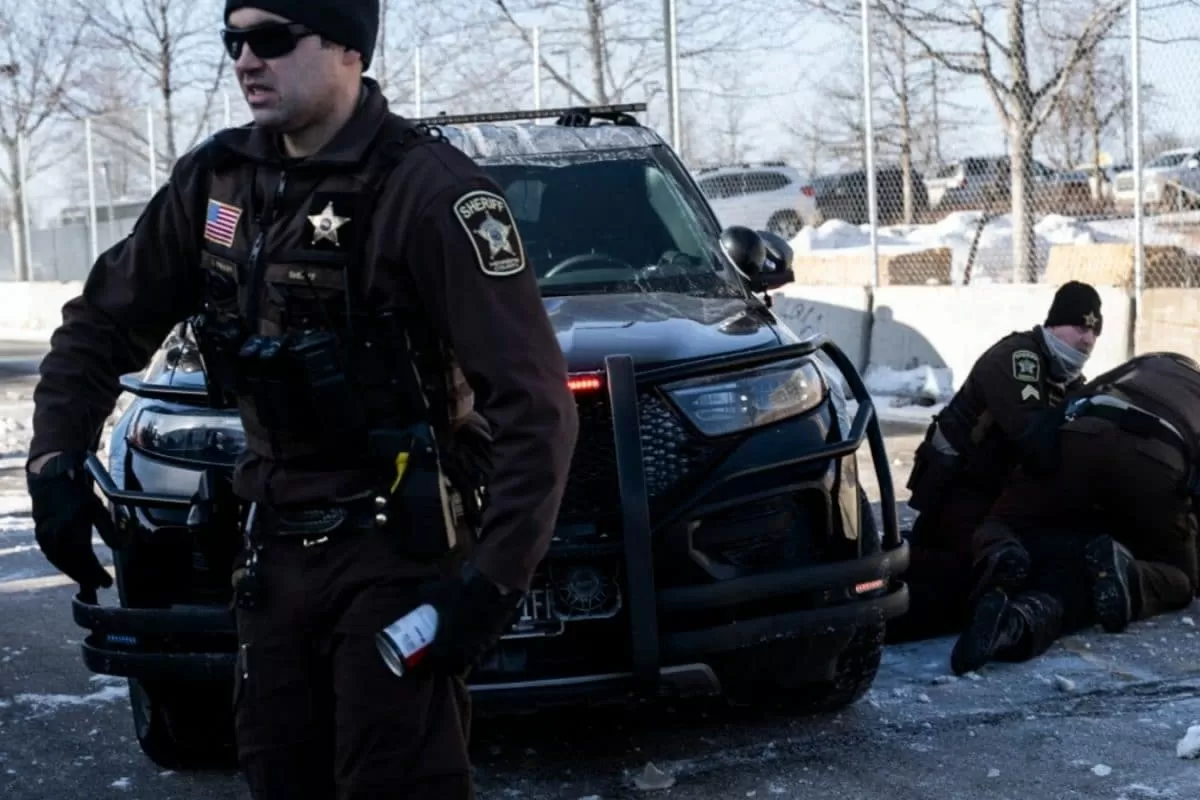'Felt Moral Obligation': Doctor Recalls Attempt To Save US Man Shot Near Minneapolis