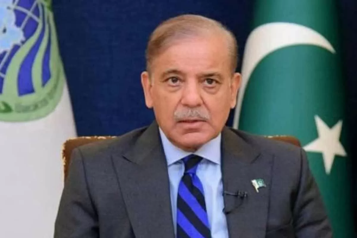 ‘Pakistan Forces Will Crush Aggressors’: Shehbaz Sharif Warns Afghanistan Amid Border Clashes