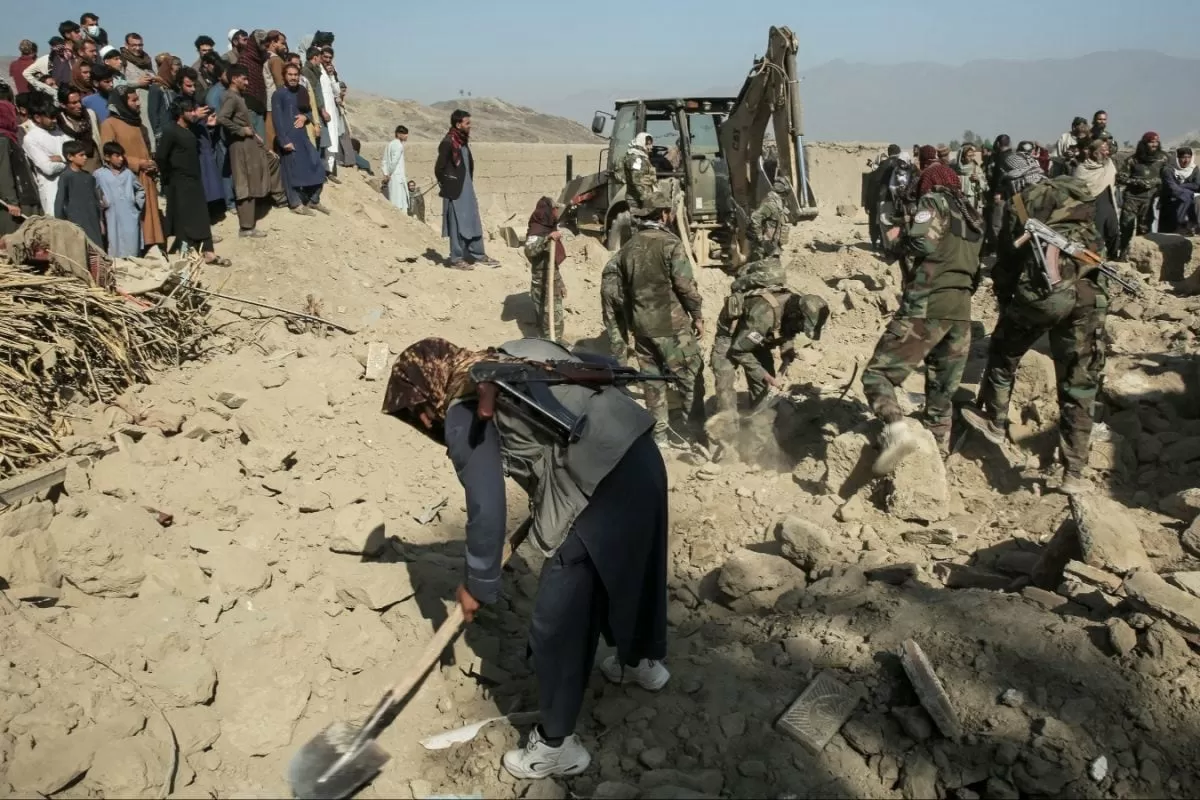 Pakistan Declares 'Open War', Bombs Kabul, Kandahar After Afghanistan Attacks Border