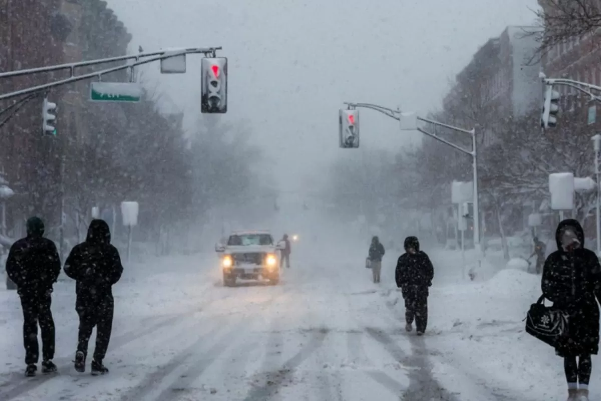 Flights Cancelled, Travel Ban Imposed: Americans Forced To Remain Indoors Amid Record Snowfall