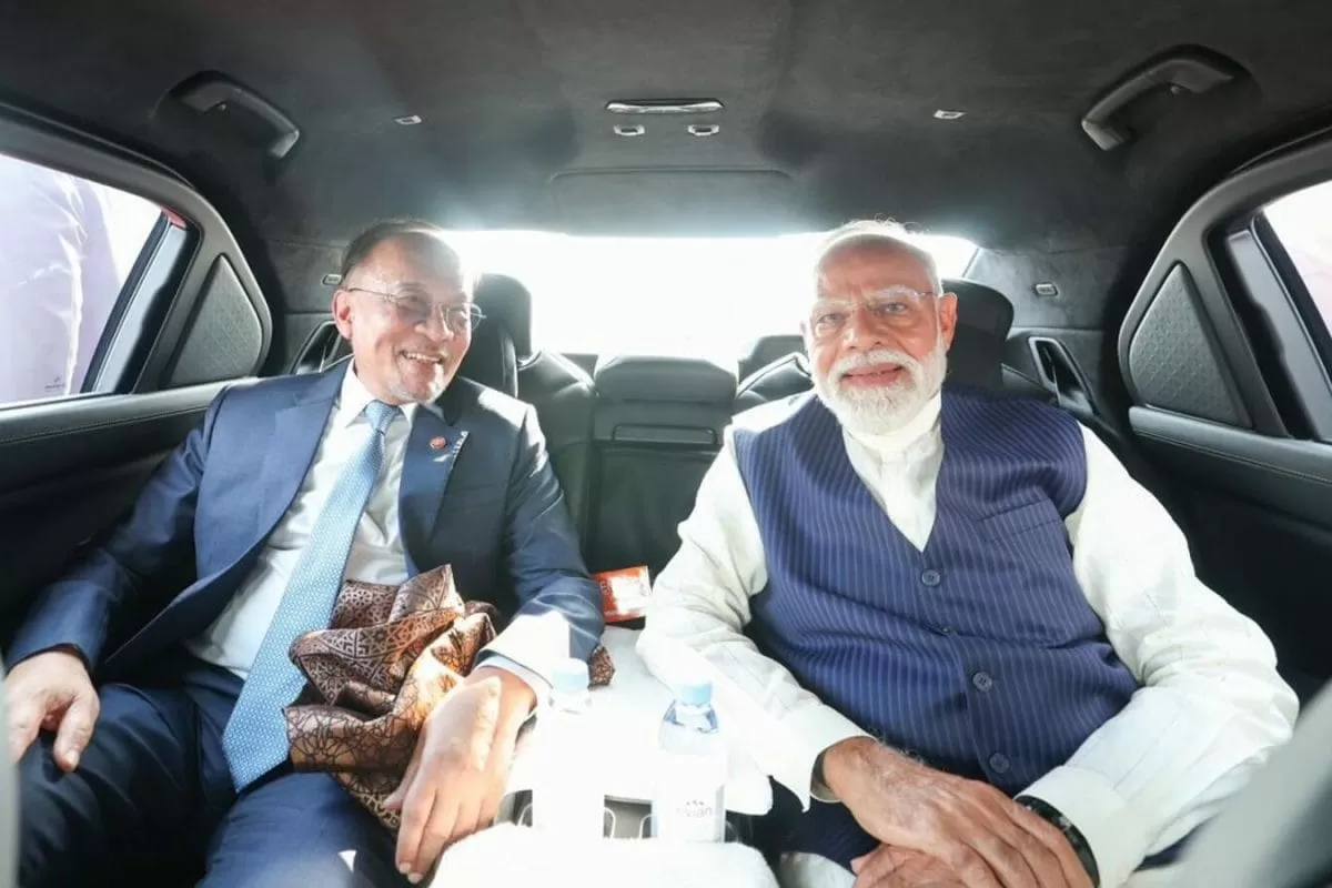 PM Modi Lands In Malaysia, Shares Car Ride With PM Anwar To Diaspora Event