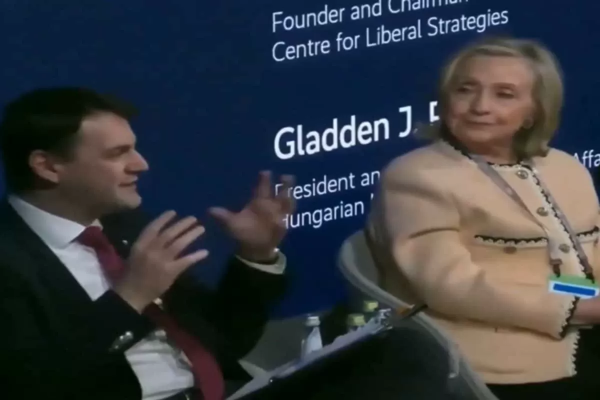 From Gender Debate To Ukraine: Czech Deputy PM, Hillary Clinton Face Off In Viral Exchange